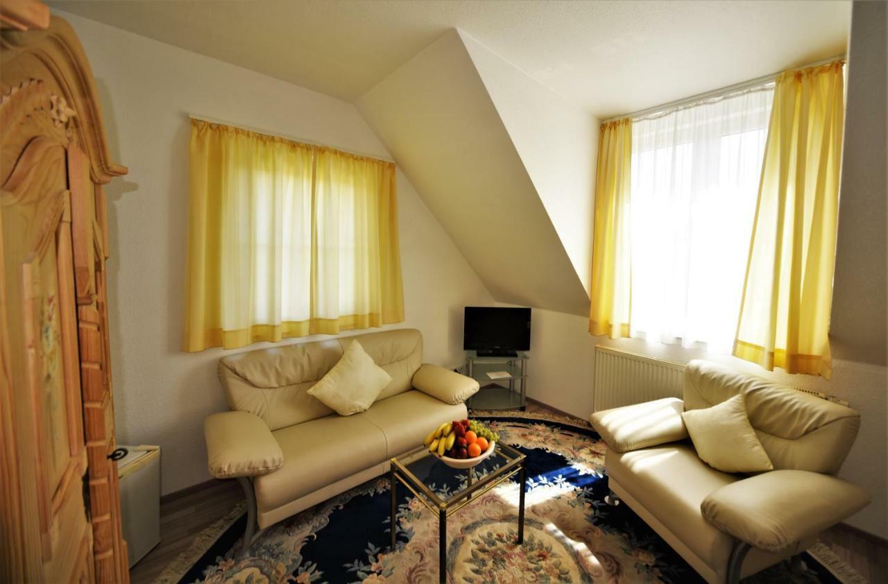 Hotel Restaurant Normandie Schildow Εξωτερικό φωτογραφία